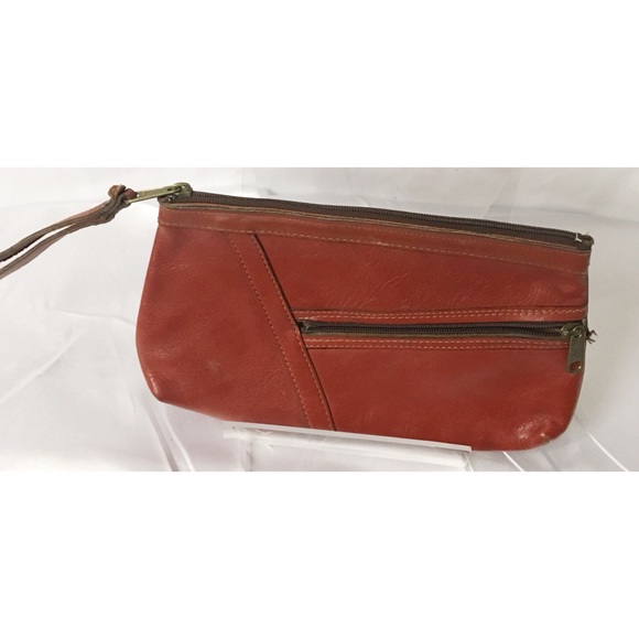 Vintage Handbags - Small Leather Vintage Clutch
